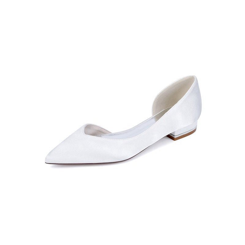 Flat Shoes with a Sleek Design
