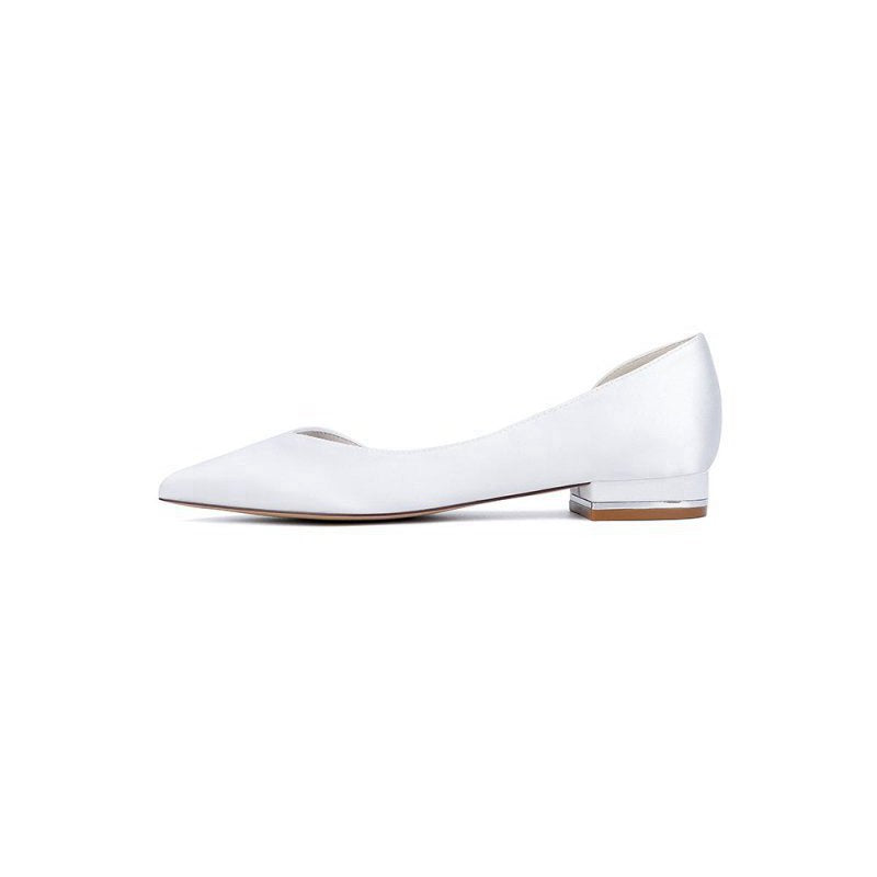Flat Shoes with a Sleek Design