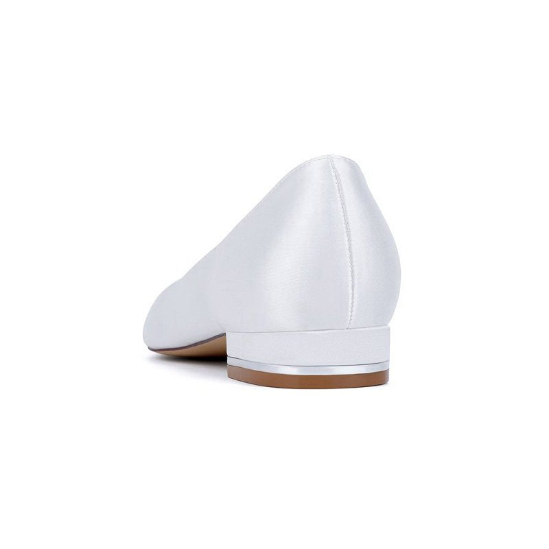 Flat Shoes with a Sleek Design