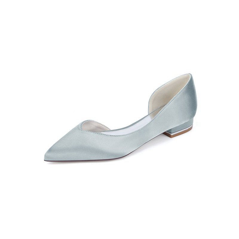 Flat Shoes with a Sleek Design