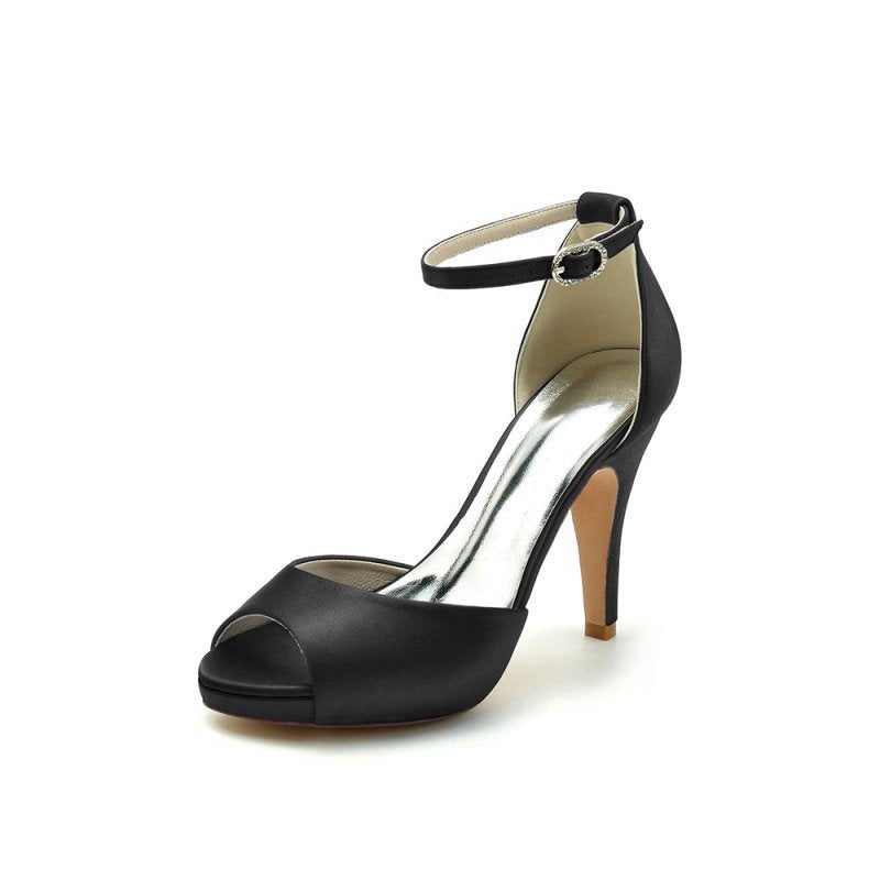 Silk Heels with Metal Accent