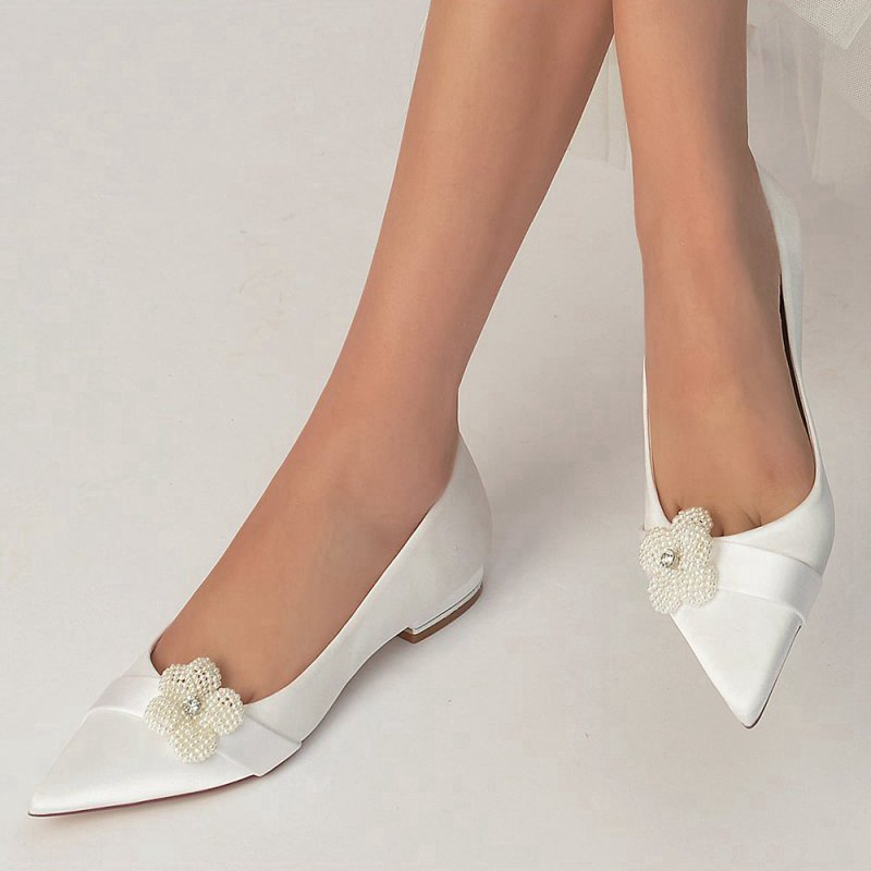 Pearl Flower Cocktail Pointed Toe Flats