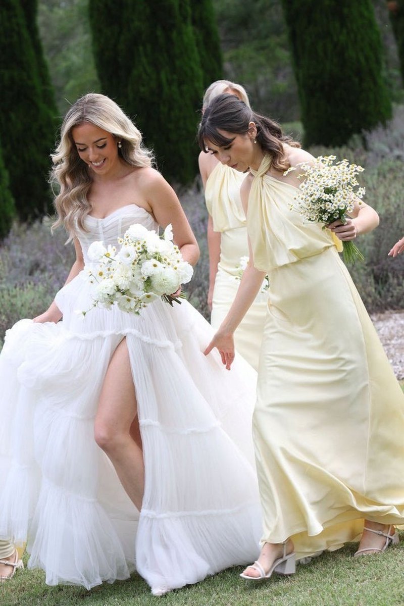 Halter Sheath Long Bridesmaid Dresses with Twist Knot