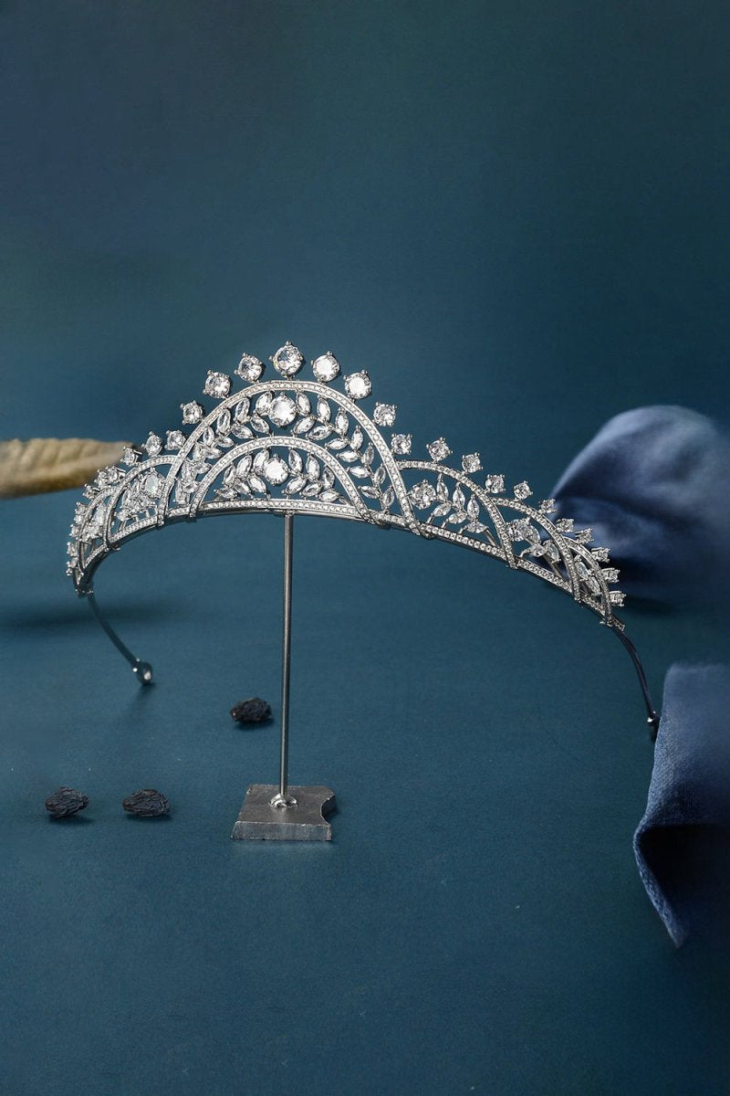 Women's Silver Regal Laurel Crowns