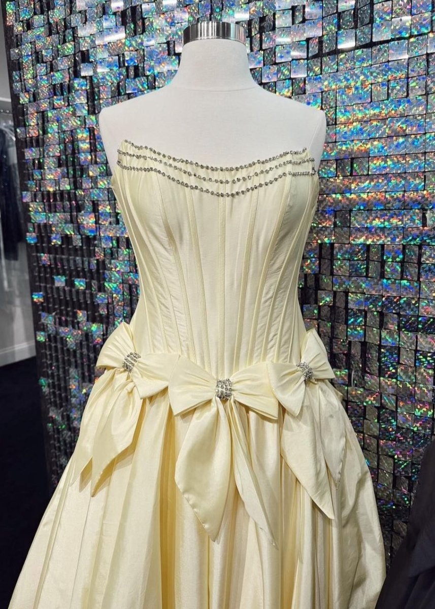 A-line Scoop Neck Satin Long Prom Dresses with Bow Knots