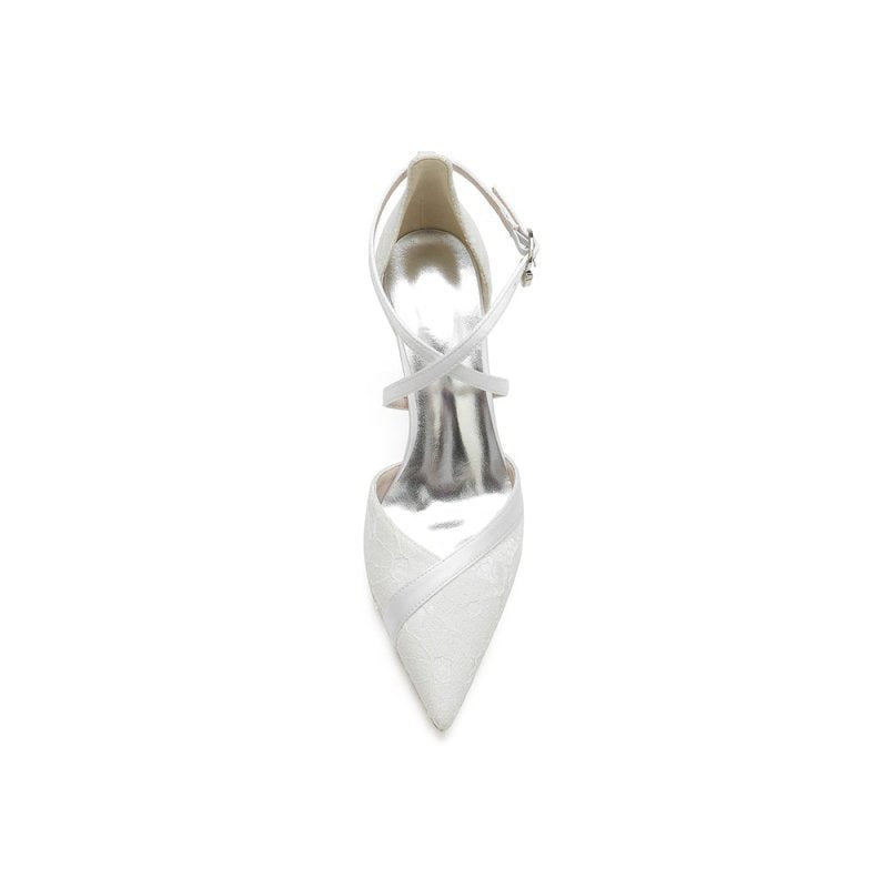 Cross-Strap Pump with Metallic Accent