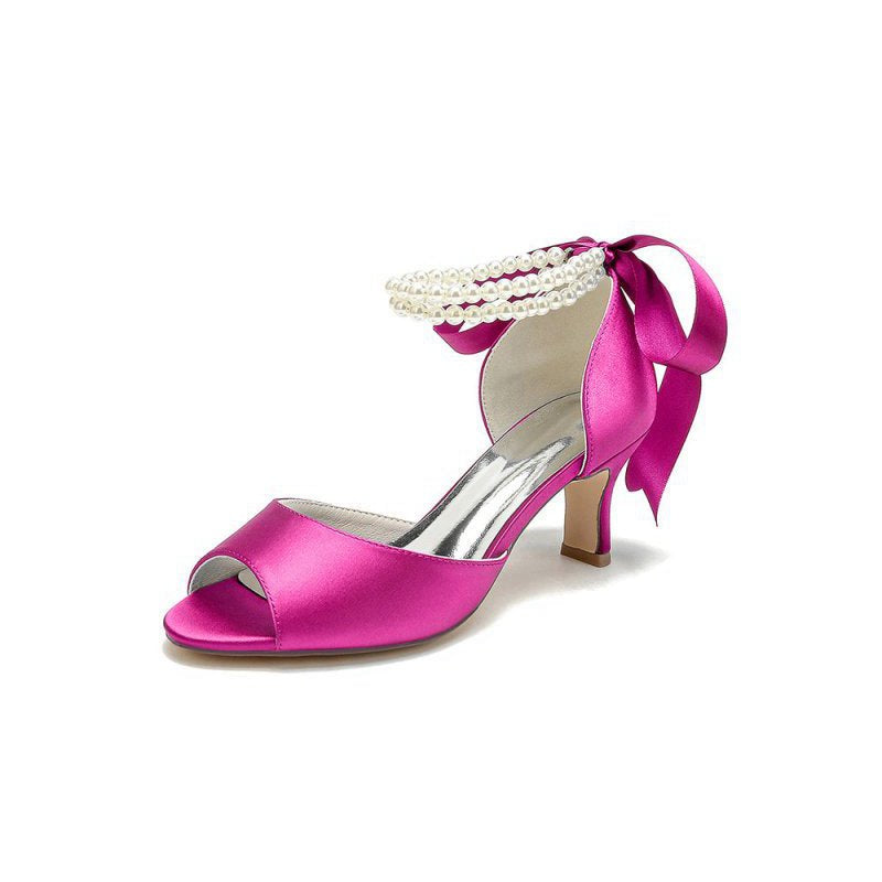 Chic Satin Heels Featuring a Pearl-Embellished Bow