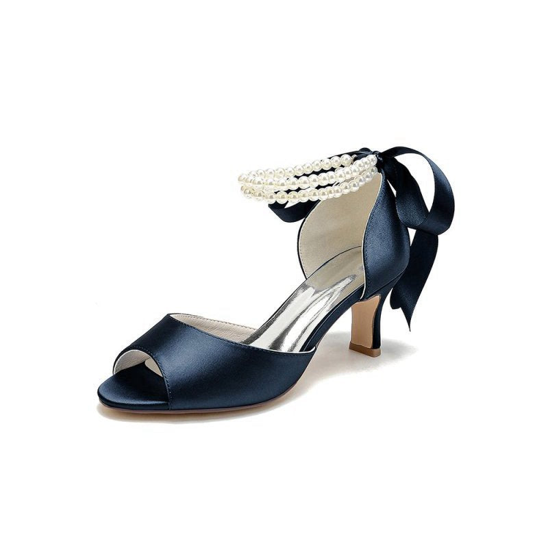 Chic Satin Heels Featuring a Pearl-Embellished Bow