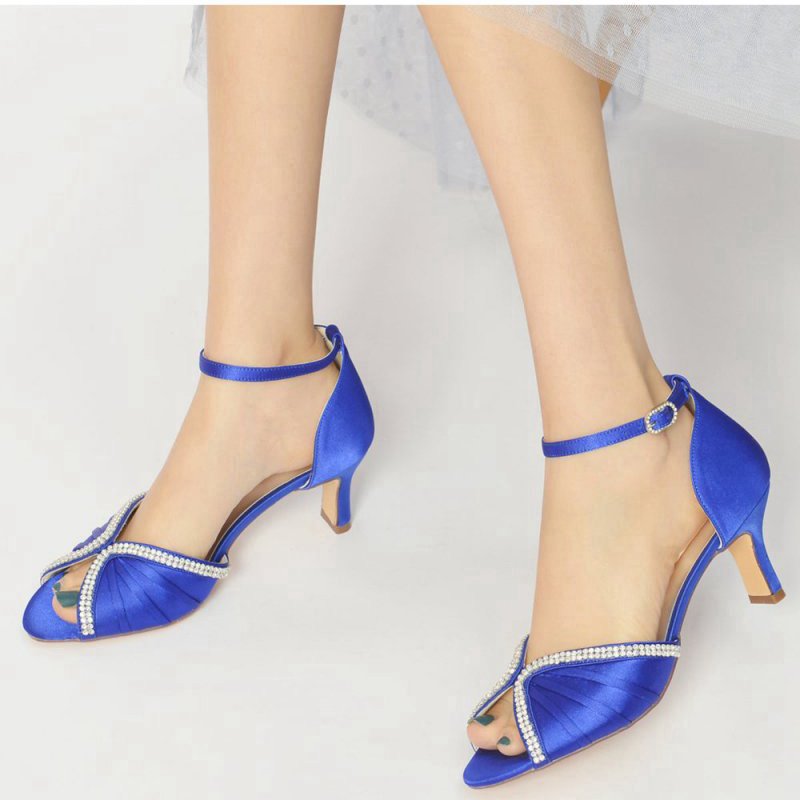 Elegant Rayel Satin Pump with Rhinestone Accents