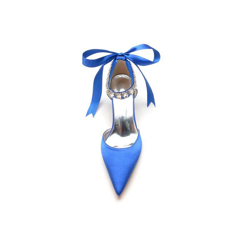 Pointed Toe Ribbons Kitten Heels With Diamond