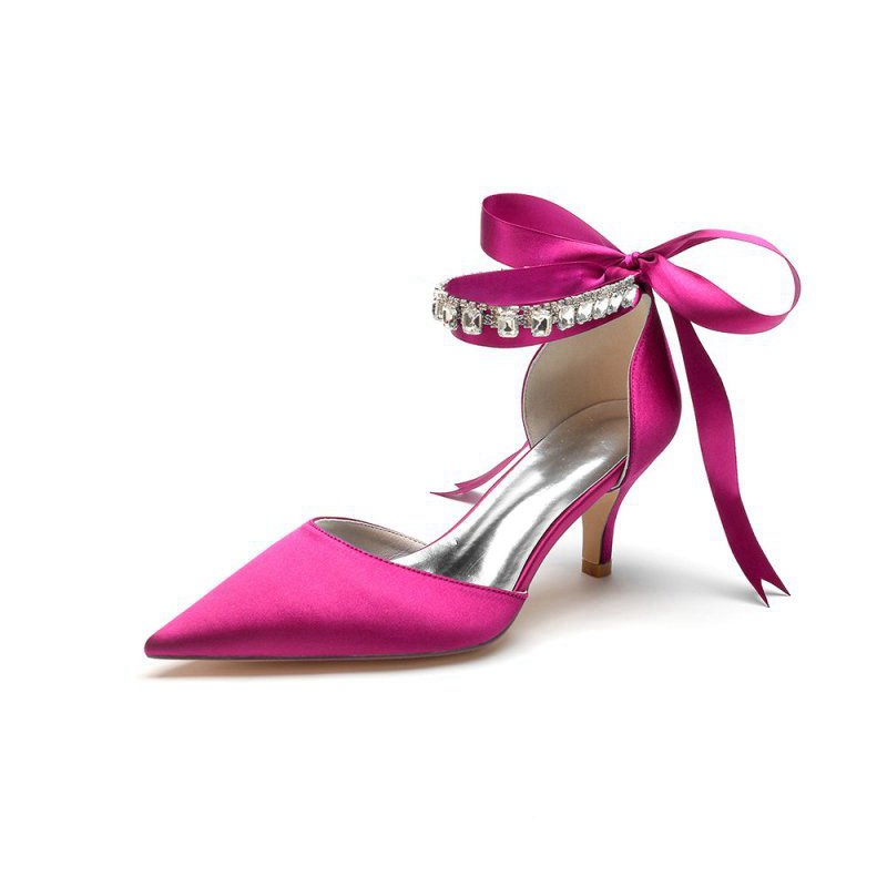 Pointed Toe Ribbons Kitten Heels With Diamond