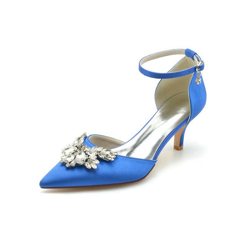 Pointed Toe Satin Kitten Heels With Rhinestone