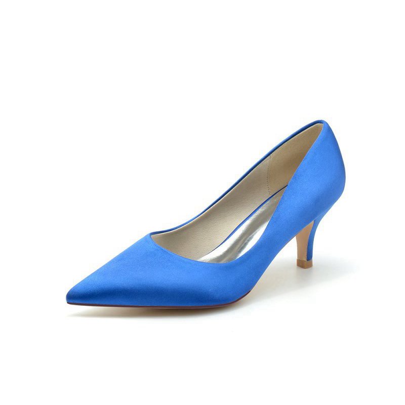Simple Pointed Toe Kitten Heels