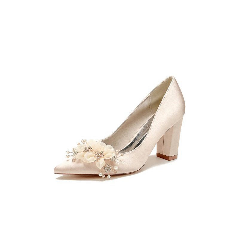 Pointed Toe Rhinestone Chunky Heels with Flower