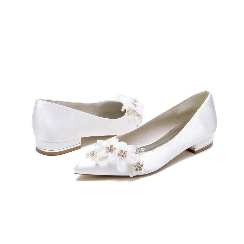 Elegant Pointed Toe Low Heels with Rhinestone Flower