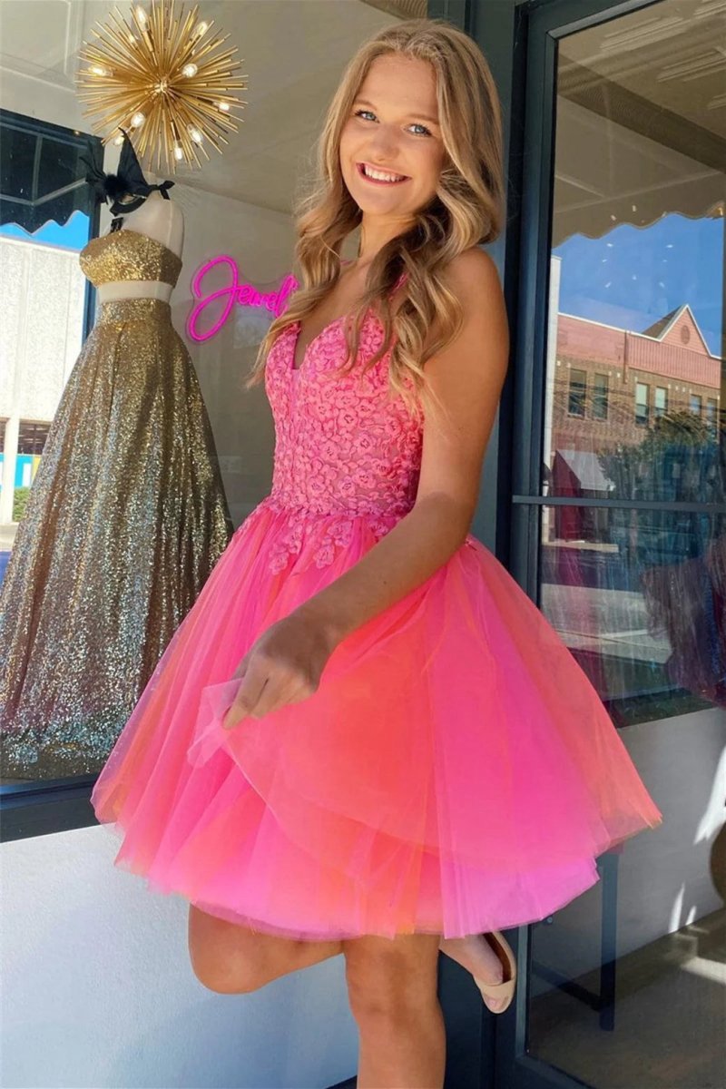 V Neck Straps Appliques Tulle Homecoming Dresses