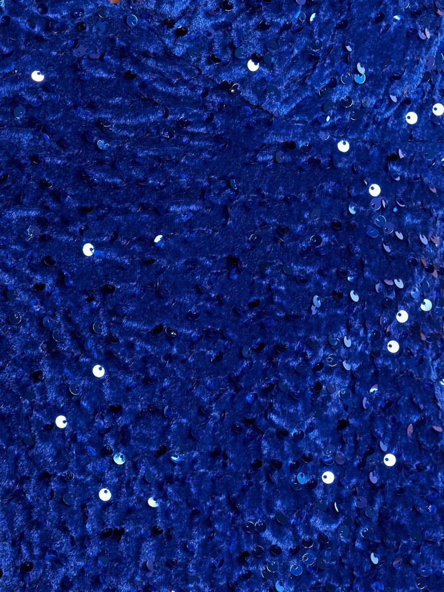 Sheath Sequined V-Neck Short Homecoming Dresses