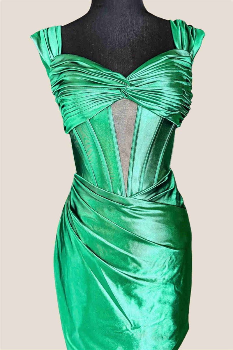 Off the Shoulder Ruched Mini Homecoming Dresses