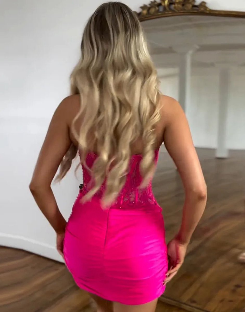 Sparkly Beaded Appliques Tight Homecoming Dresses
