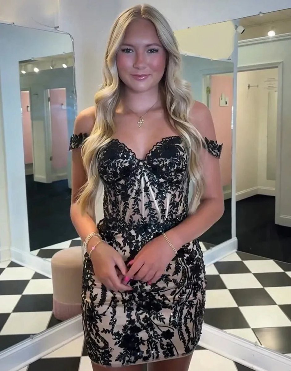 Sparkly Tight Off-the-Shoulder Corset Homecoming Dresses with Appliques