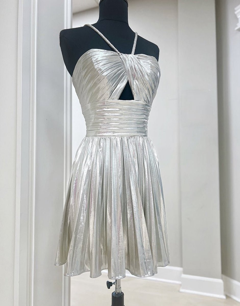 Gloden A-line Metallic Spaghetti Strap Pleated Homecoming Dresses