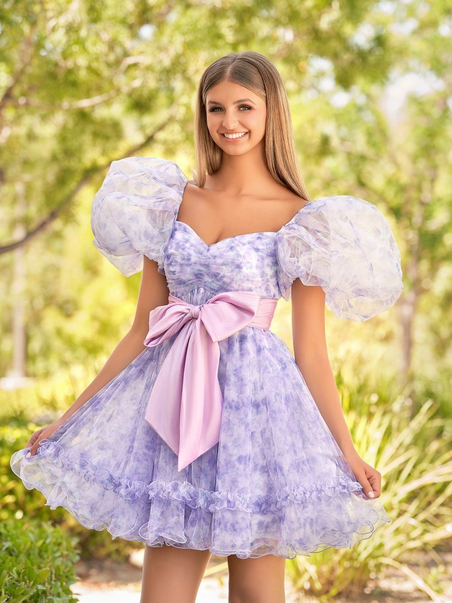 A-line Sweetheart Short Homecoming Dresses with Puff Sleeves
