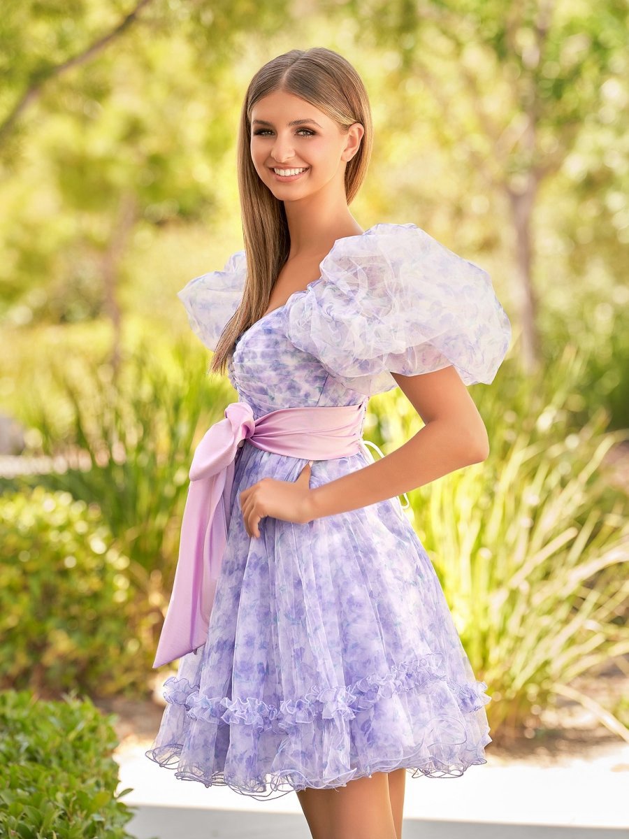 A-line Sweetheart Short Homecoming Dresses with Puff Sleeves