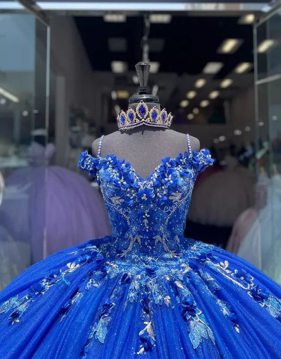 Ball-Gown Off-the-Shoulder Quinceanera Dresses with Appliques