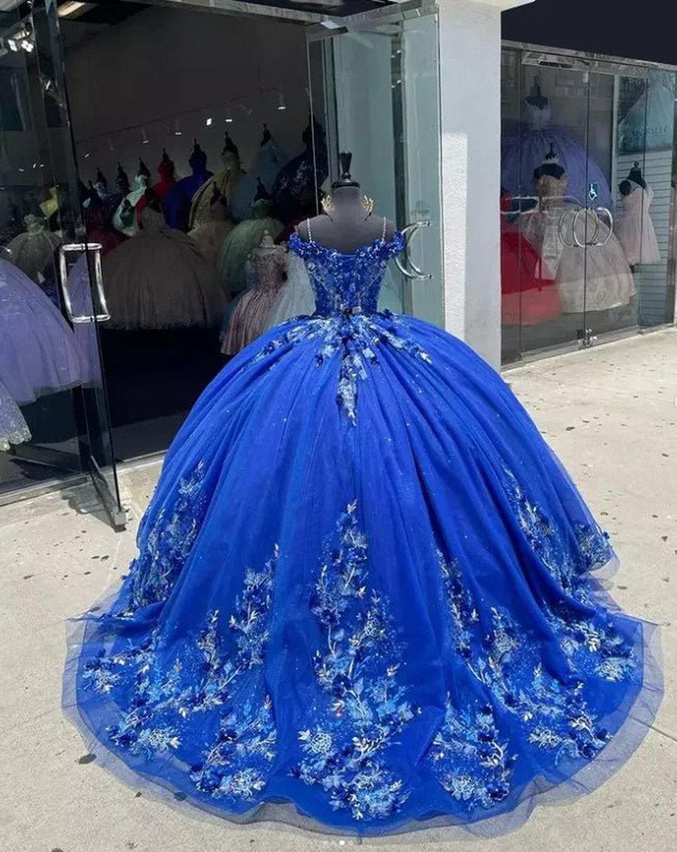 Ball-Gown Off-the-Shoulder Quinceanera Dresses with Appliques
