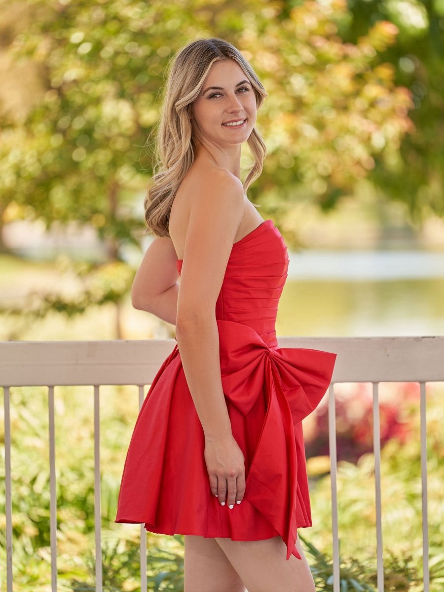 A-line Strapless Mini Homecoming Dresses with Bow