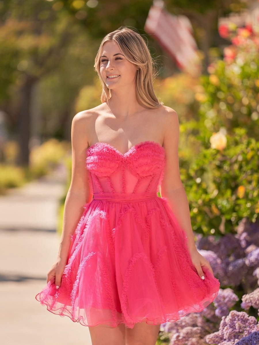 A-line Tulle Strapless Homecoming Dresses
