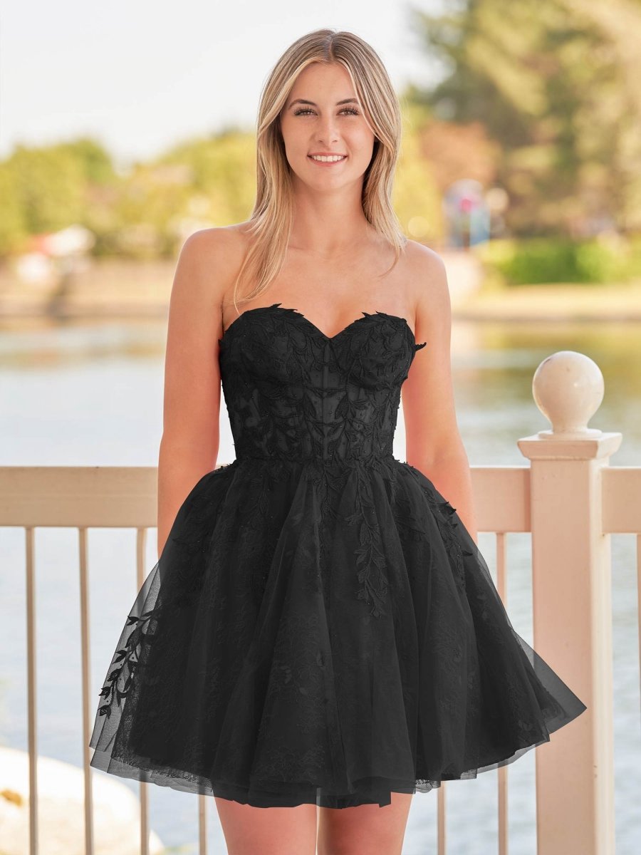 A-line Sweetheart Appliques Lace Homecoming Dresses with Corset Back