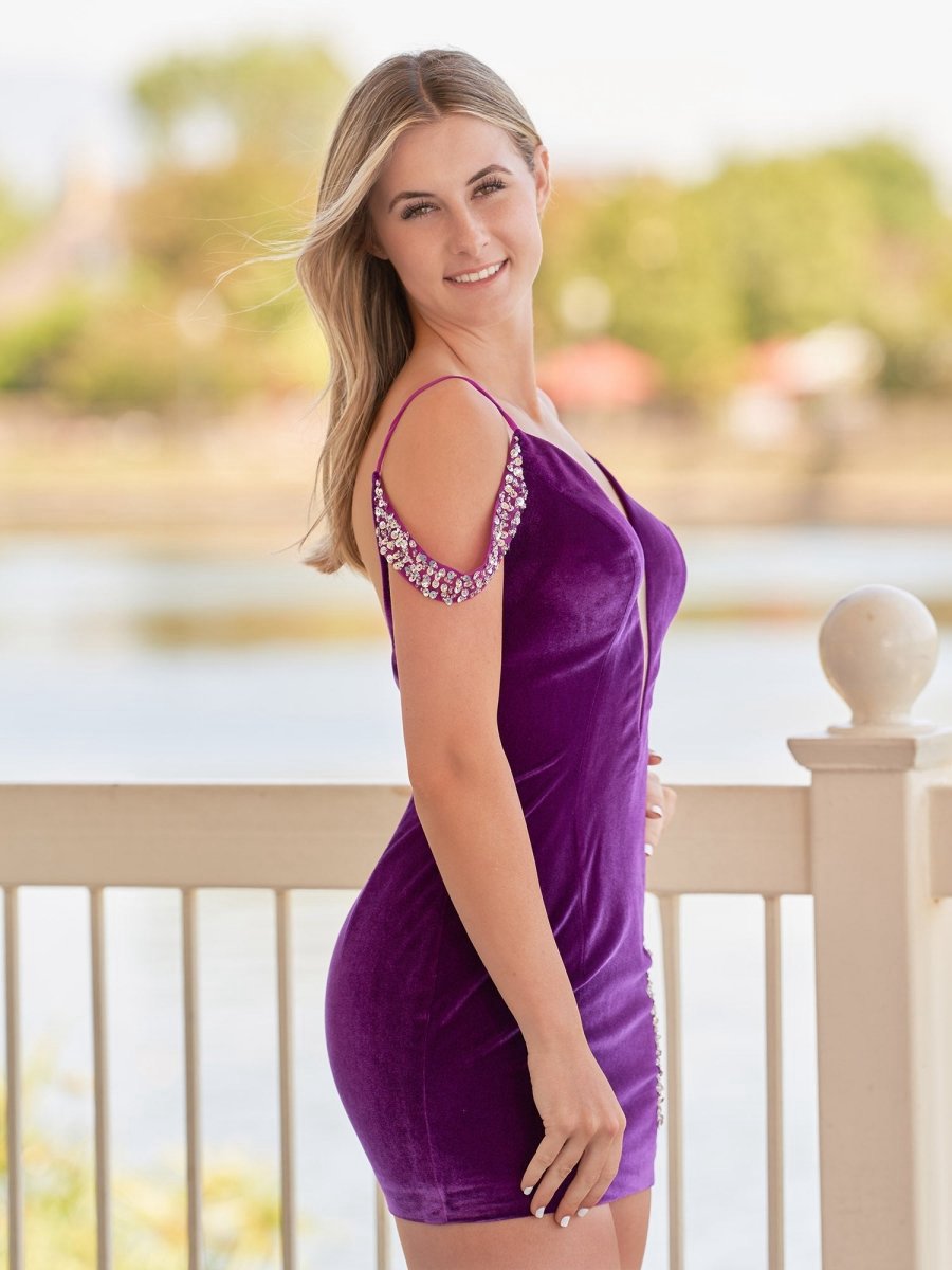 Bodycon Velvet Deep V-Neck illusion Beaded Homecoming Dresses