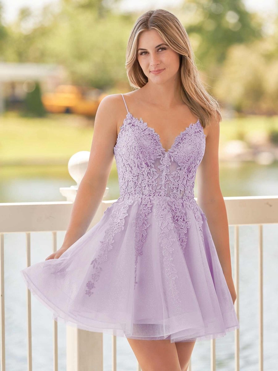 A-line Spaghetti-Straps Lace Homecoming Dresses with Appliques
