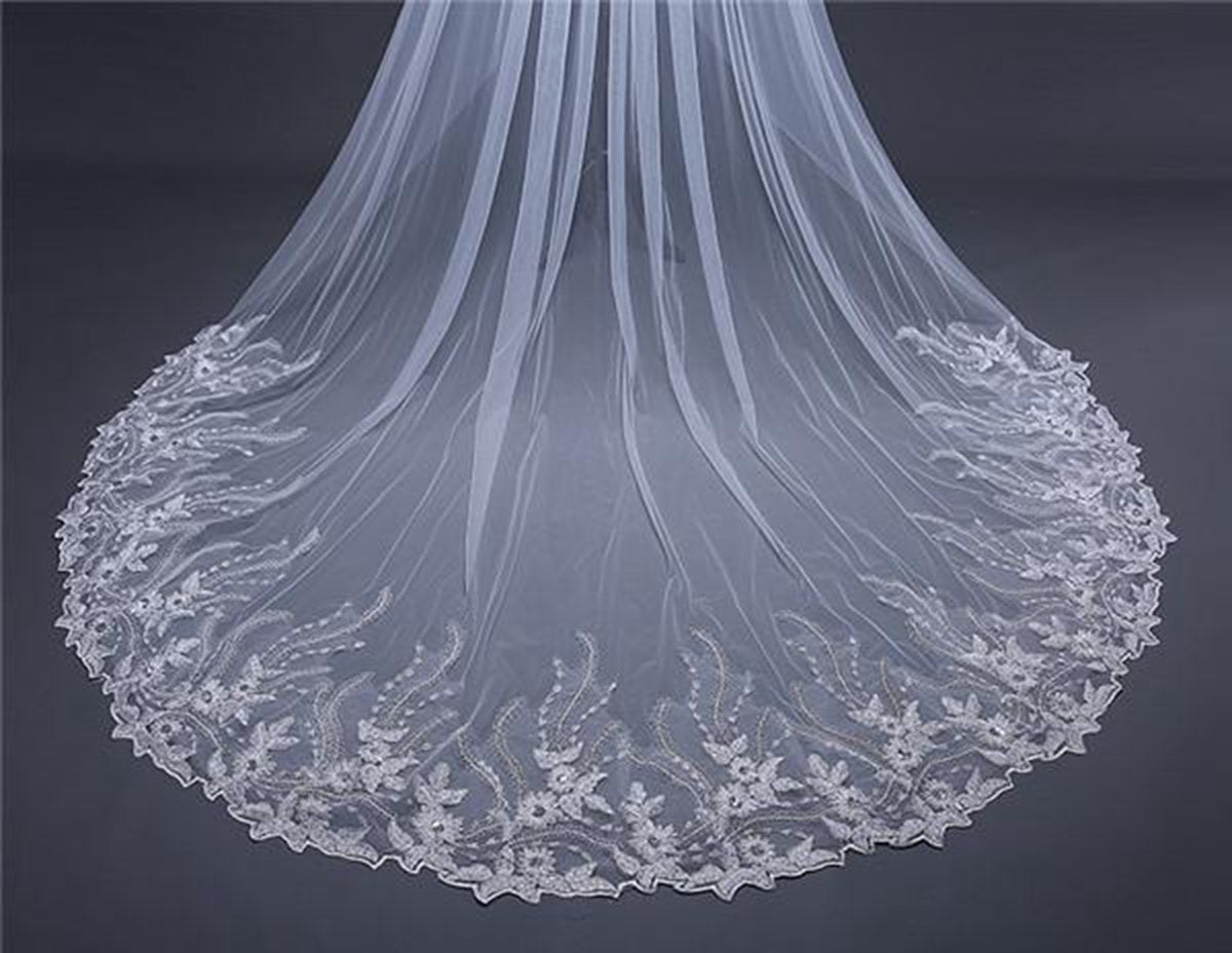 Vintage Long Tulle With Appliques Wedding Veil