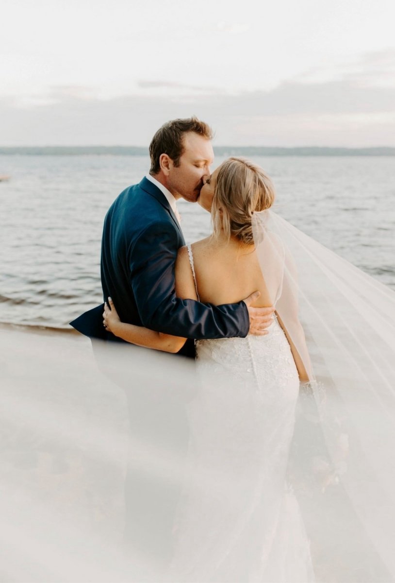 Vintage Ultra Modern Sheer Bridal Veil Wedding Veil