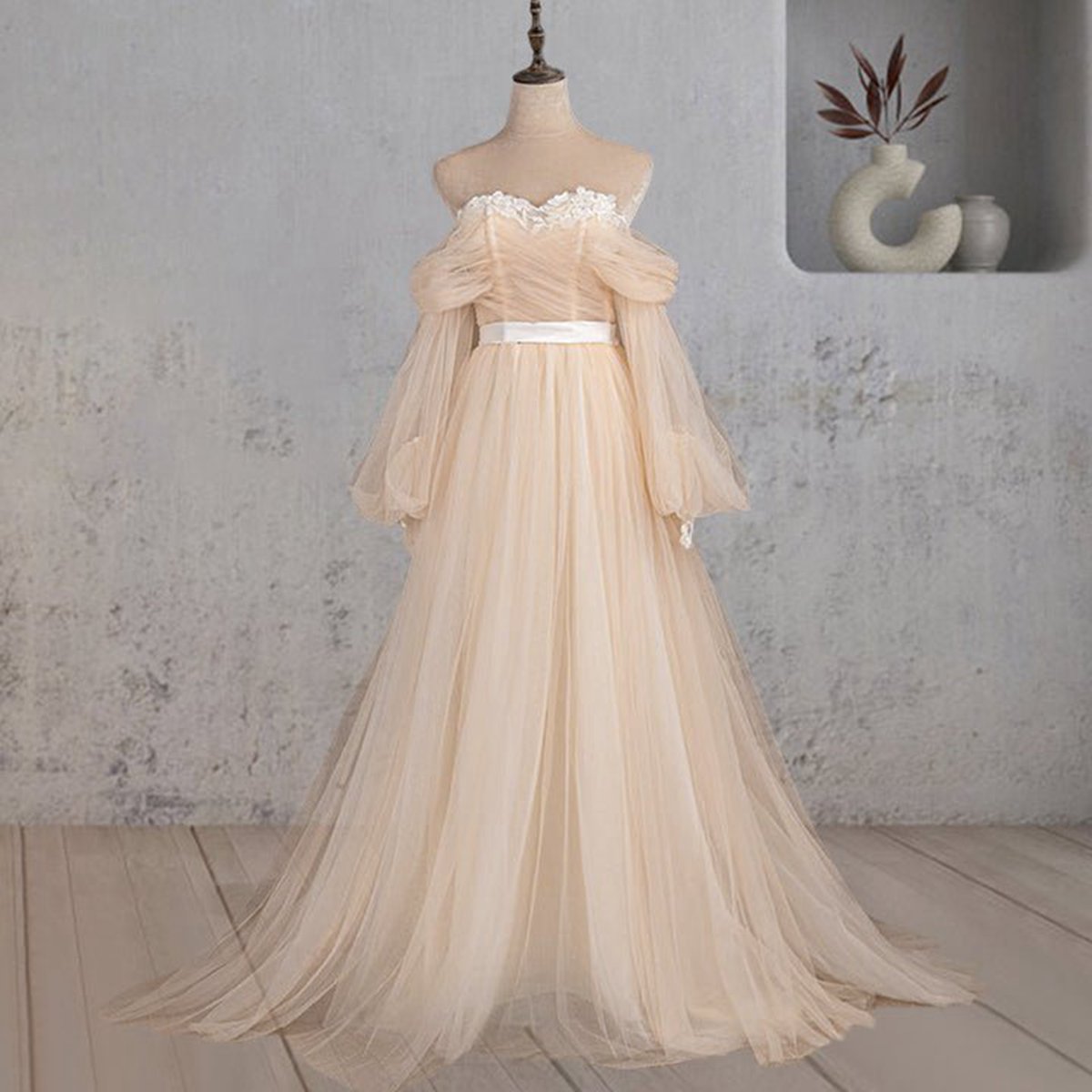 A-line Off-the-Shoulder Long Sleeve Wedding Dresses