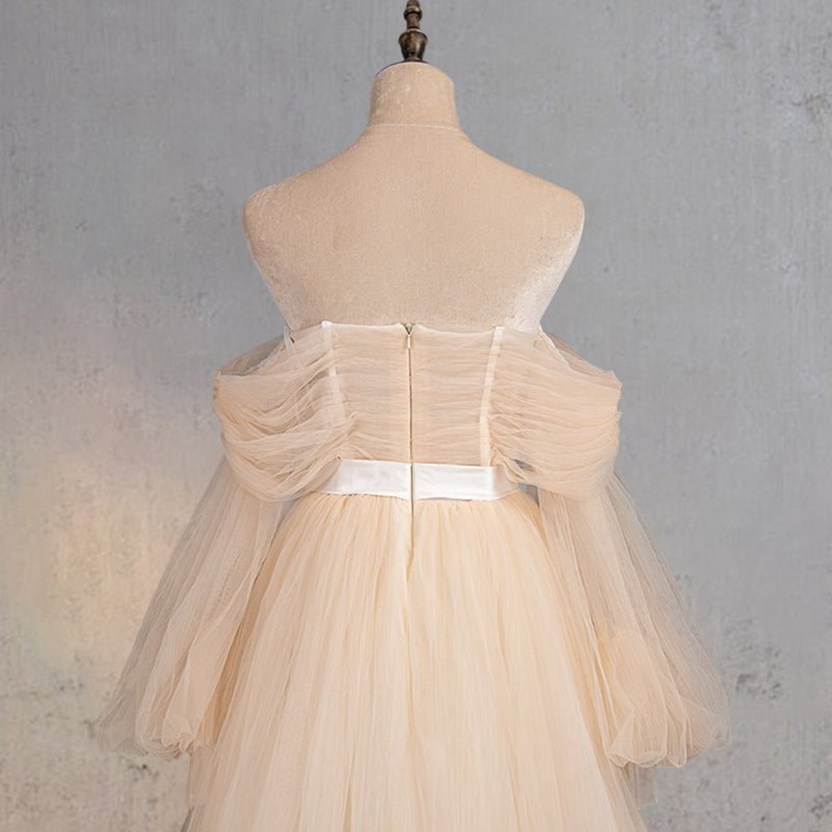 A-line Off-the-Shoulder Long Sleeve Wedding Dresses
