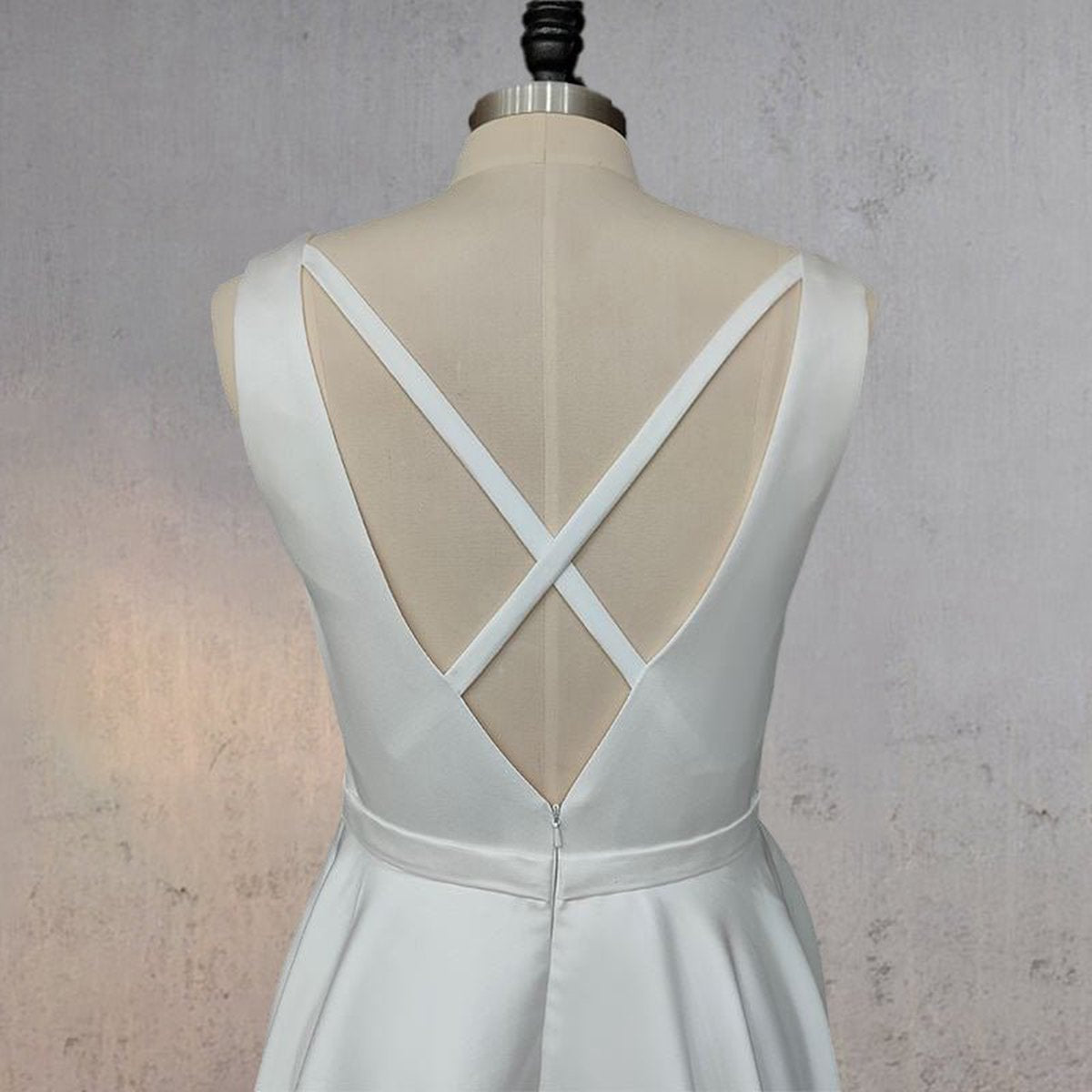 A-line Satin Elegant V Neck Wedding Dresses