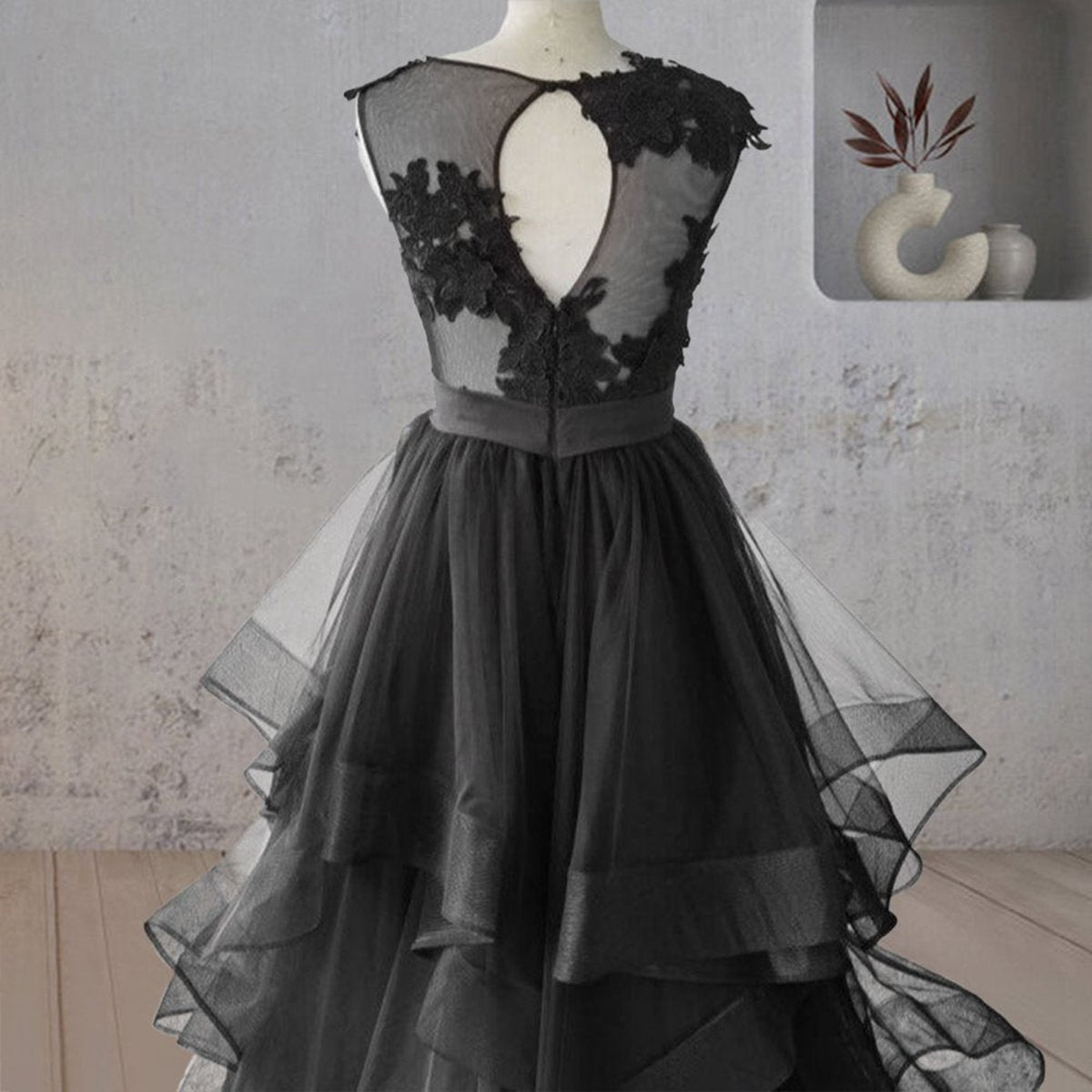 Vintage A-line Tulle Wedding Dresses with Ruffles