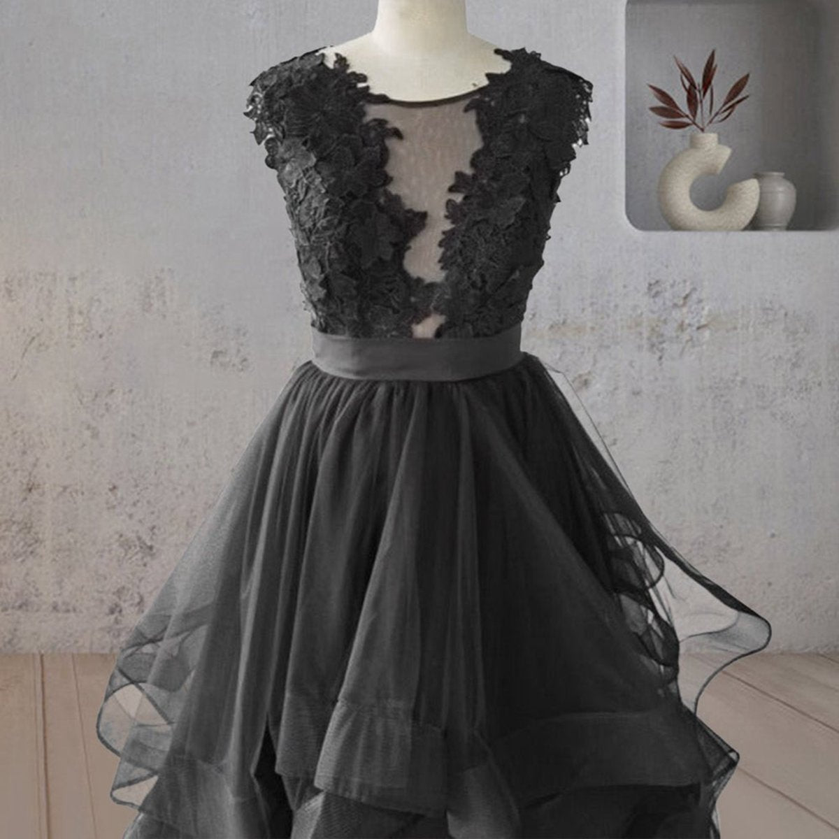 Vintage A-line Tulle Wedding Dresses with Ruffles