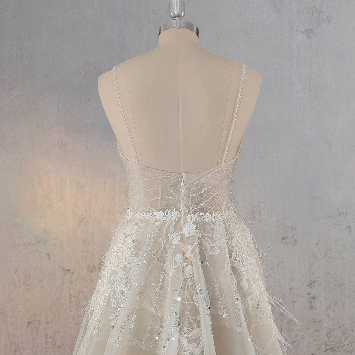 Spaghetti Straps Appliqued Lace Wedding Dresses with Feathers