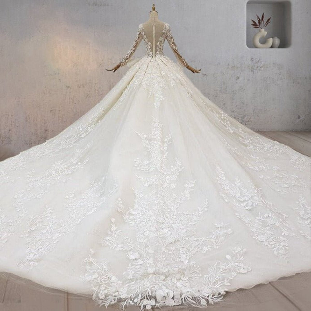A-line Luxury Sequined Lace Wedding Dresses