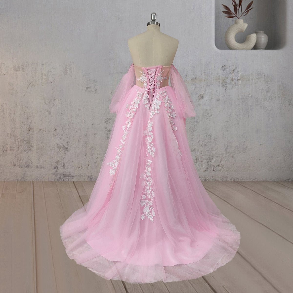 A-line Floral Appliques Polka Dots Wedding Dresses with Slit