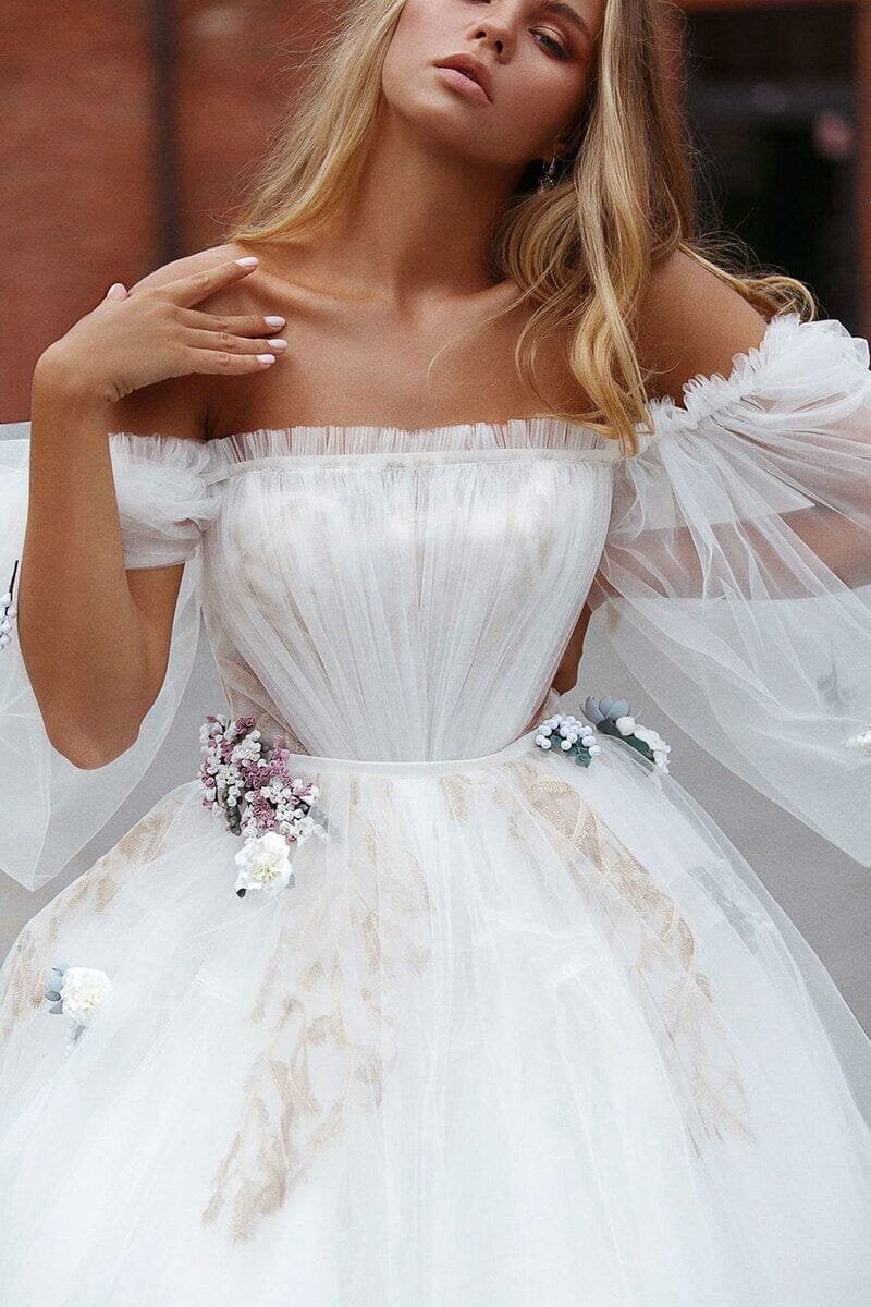 A-line Tulle Princess Off the Shoulder Wedding Dresses