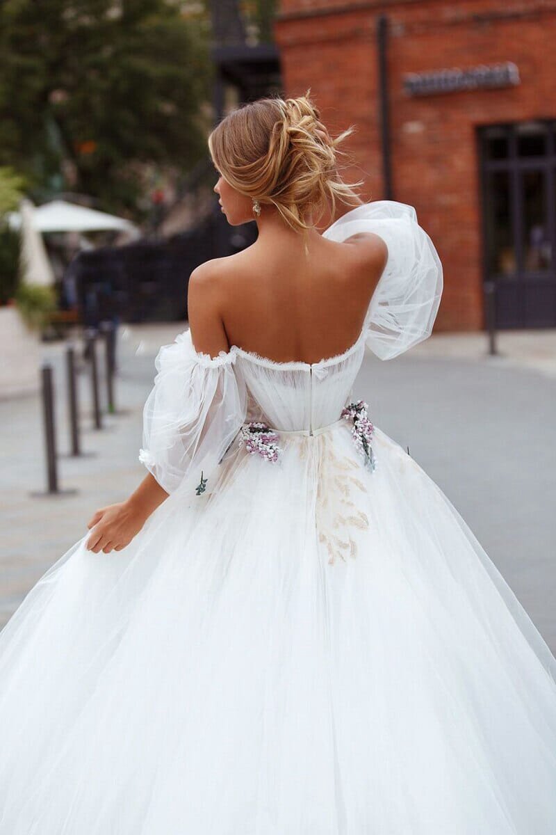 A-line Tulle Princess Off the Shoulder Wedding Dresses