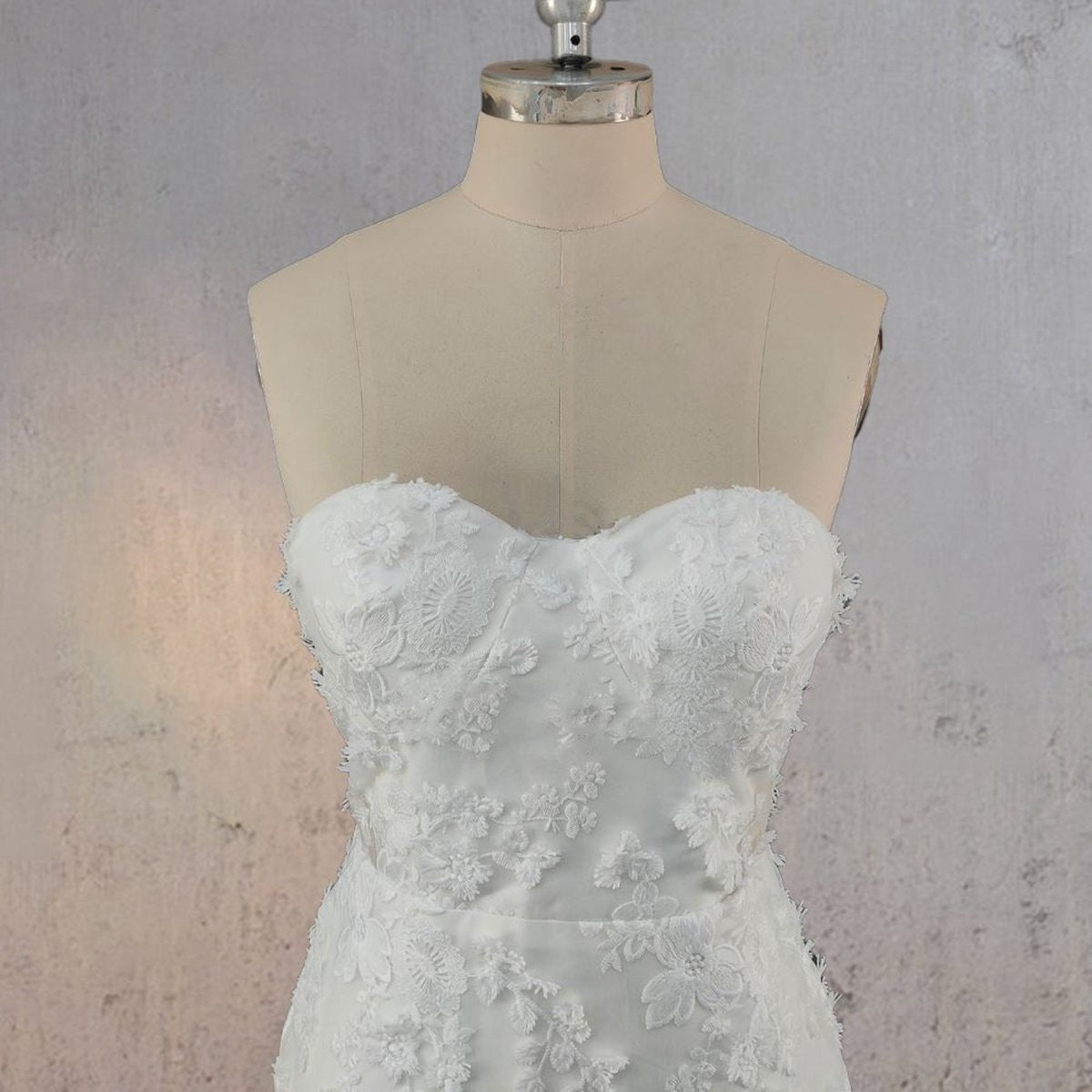 Mermaid Lace Blossom Low Back Wedding Dresses