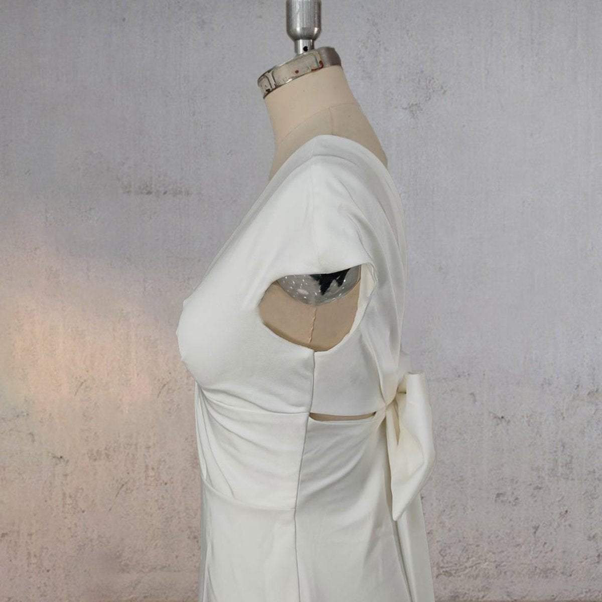 Mermaid Satin Sweep Train Wedding Dresses with Train