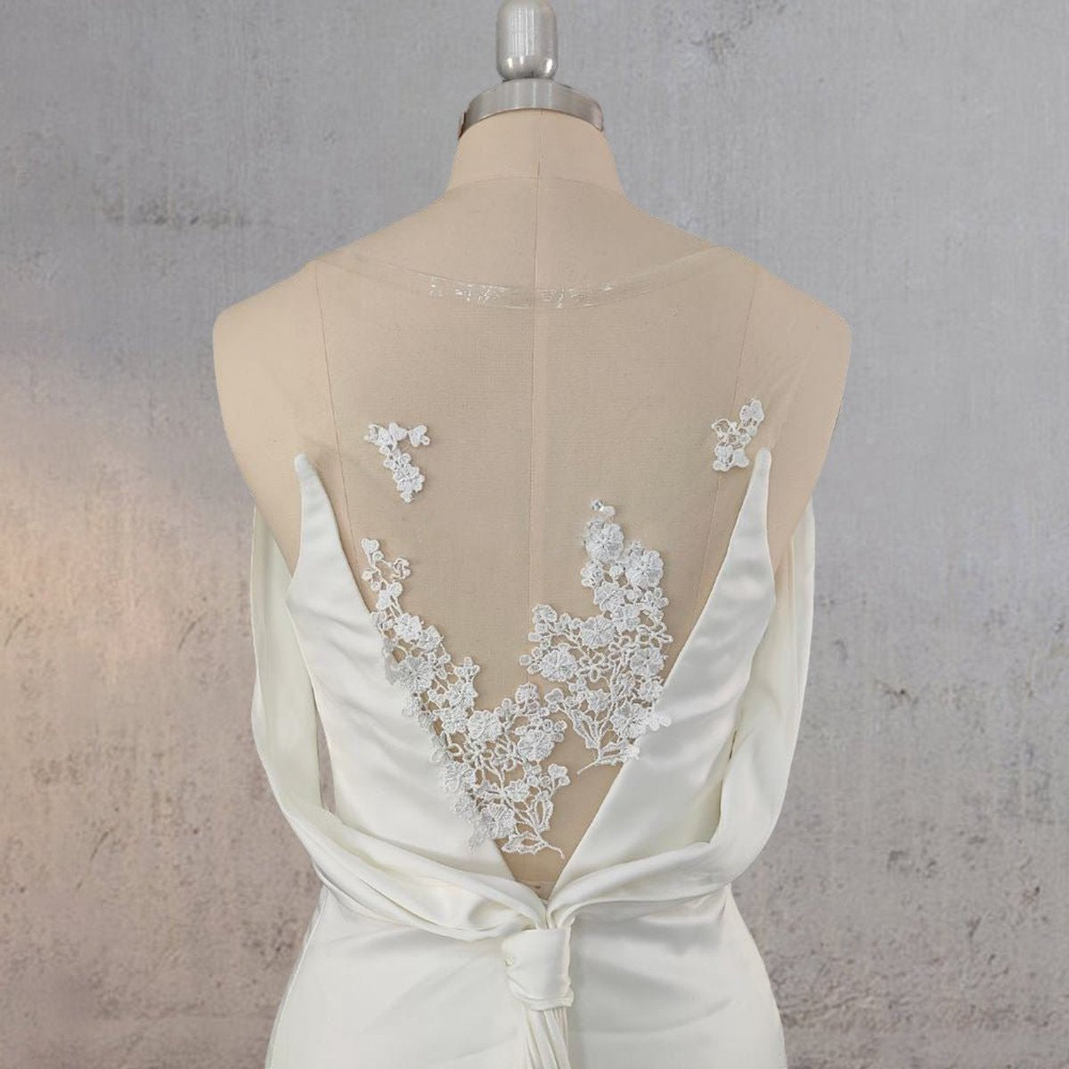 Mermaid Off Shoulder Appliqued Wedding Dresses with Backless