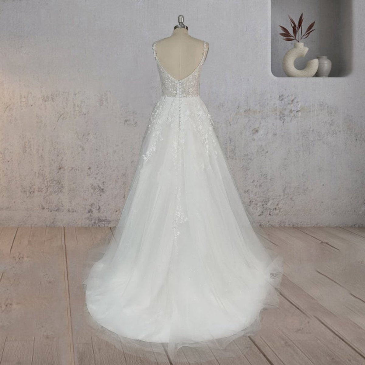 A-line Flower Appliqued Tulle Wedding Dresses